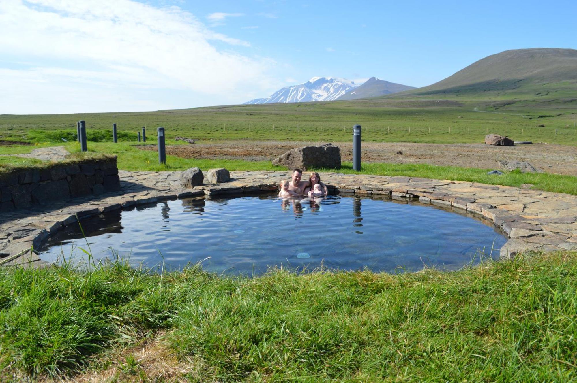 Laugarfell Accommodation & Hot Springs المظهر الخارجي الصورة
